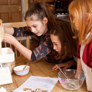 Kitchen Math/Science (6-8)